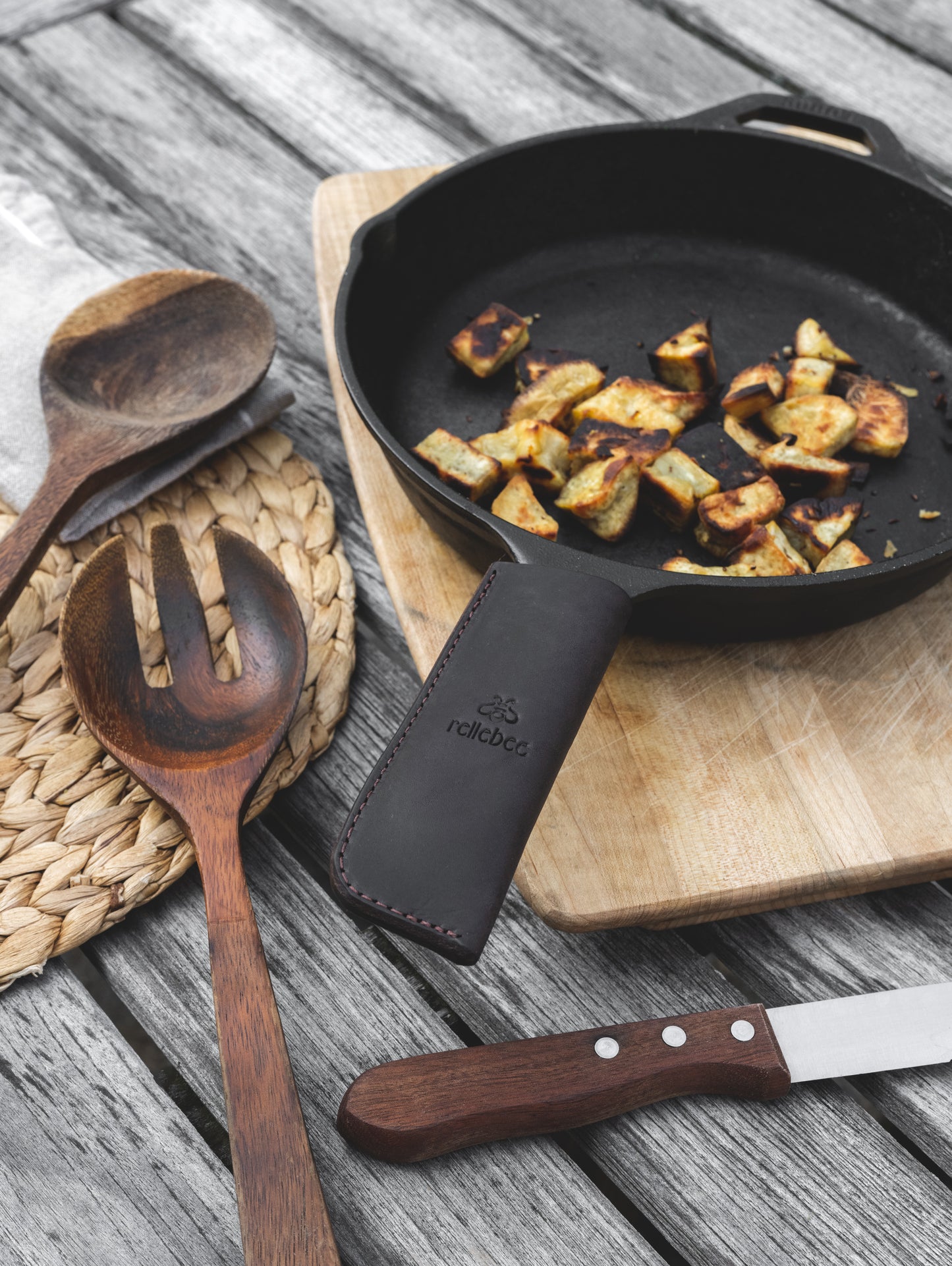 The Skillet Sleeve