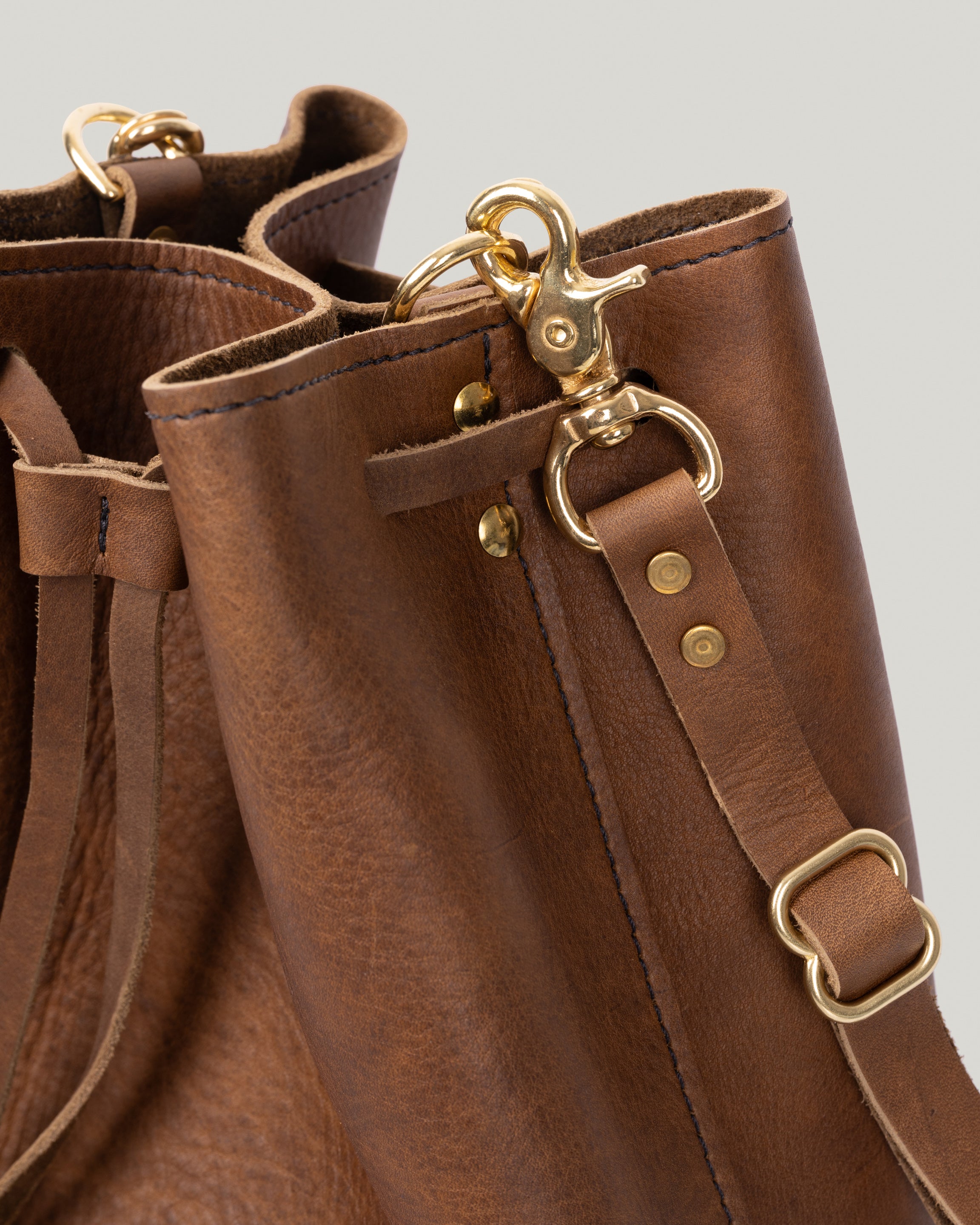 Bucket Bag: Smoked Chestnut