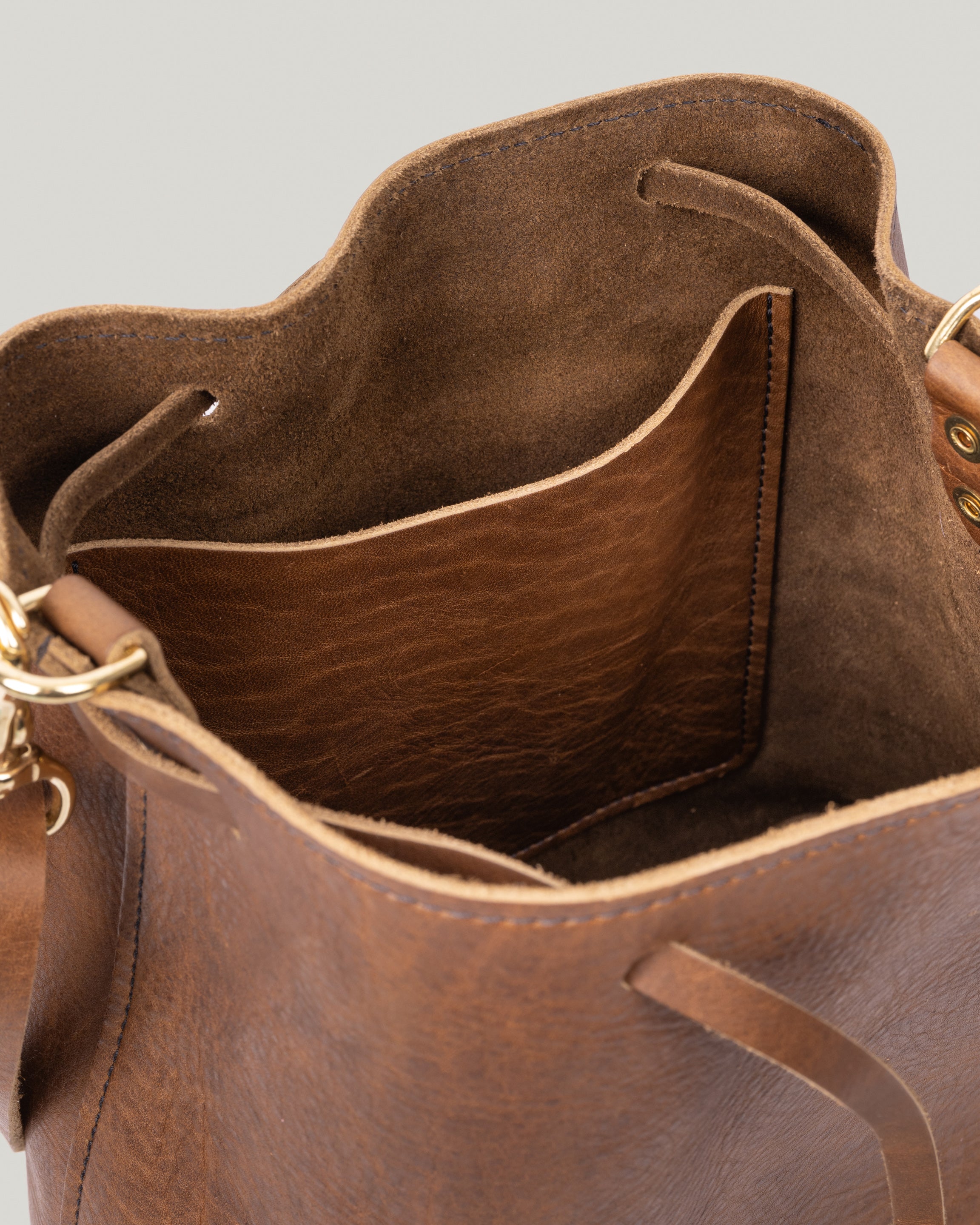 Bucket Bag: Smoked Chestnut